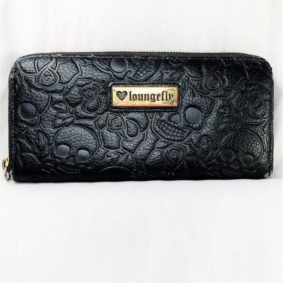 loungefly skull wallet